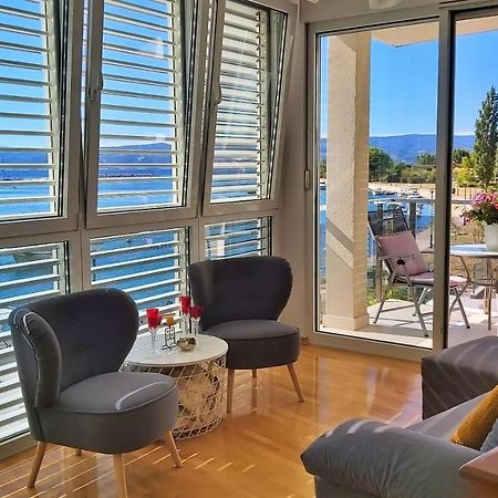 Apartment Lora Omiš Dış mekan fotoğraf