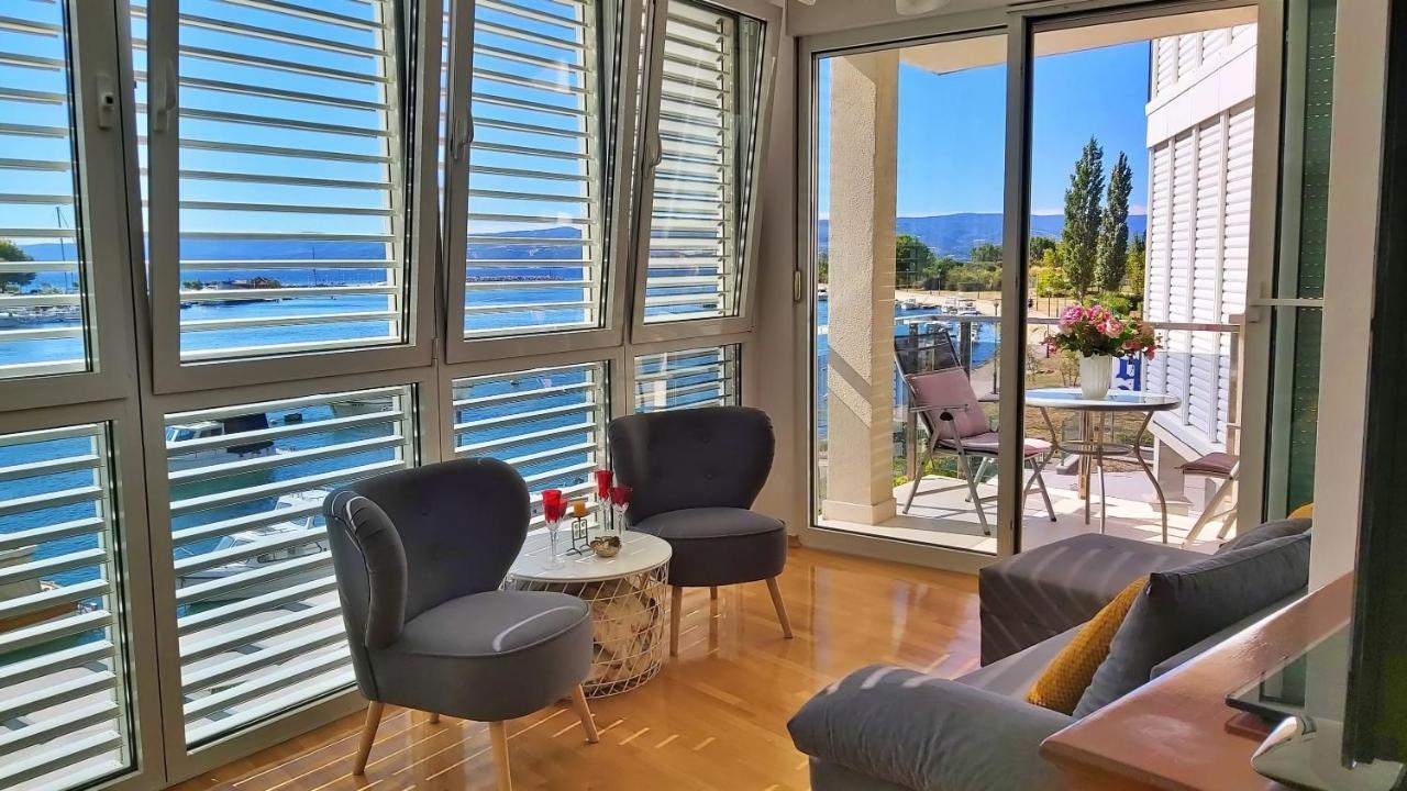 Apartment Lora Omiš Dış mekan fotoğraf