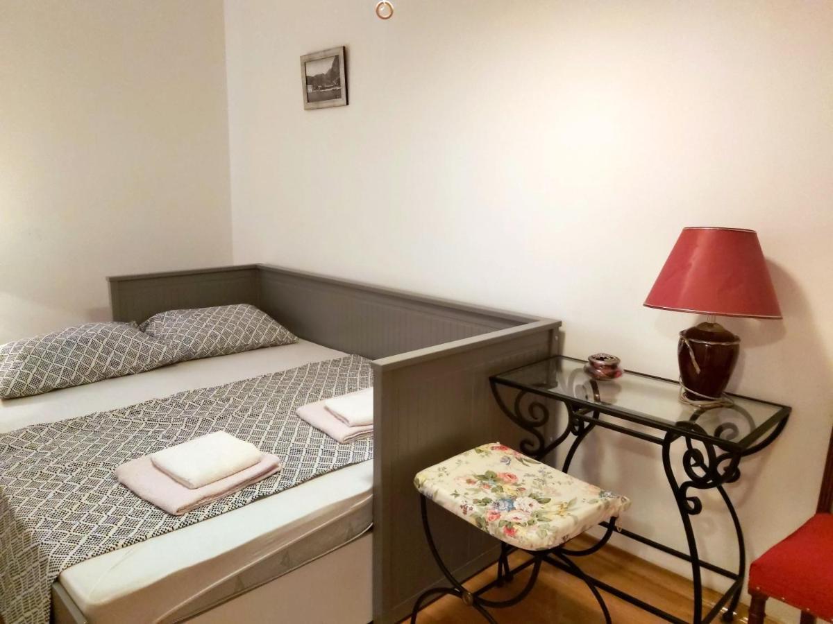 Apartment Lora Omiš Dış mekan fotoğraf